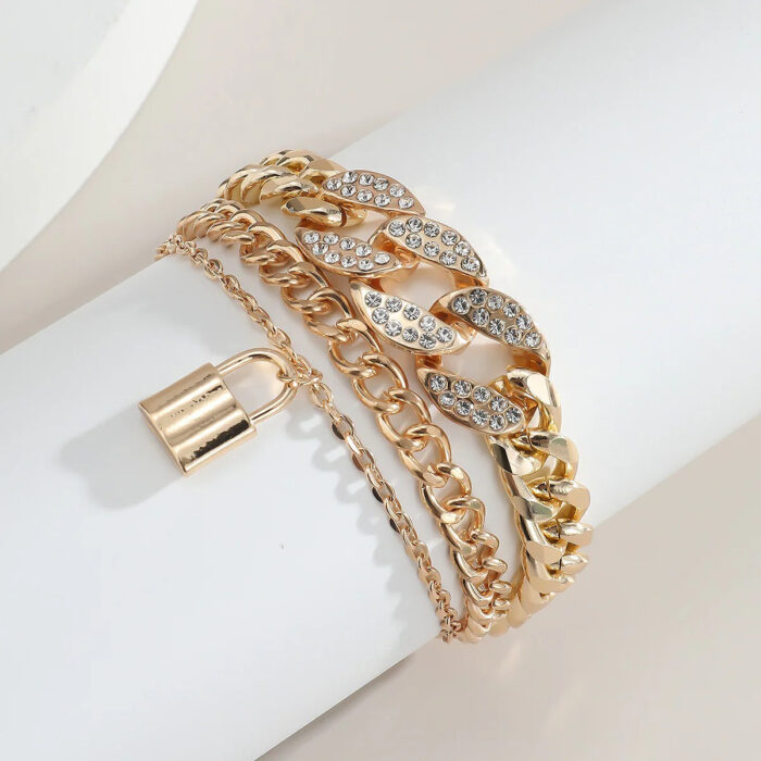 Diamond Lock Bracelet Set Golden - Image 3