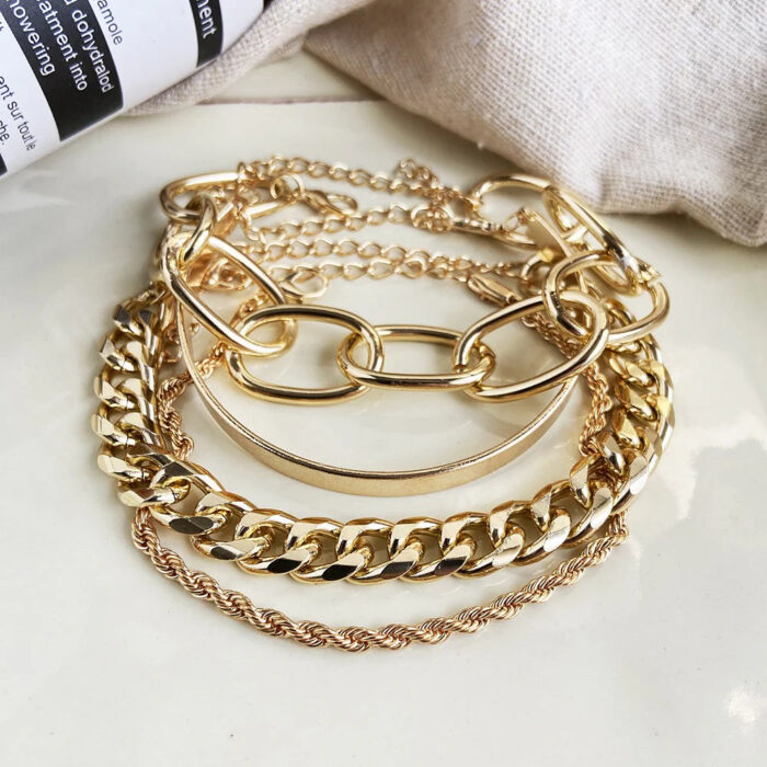 Curb Chain Bracelet Set Golden - Image 3