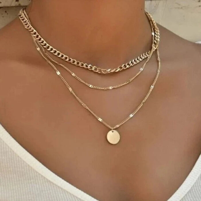 Coin Chain Pendant Golden